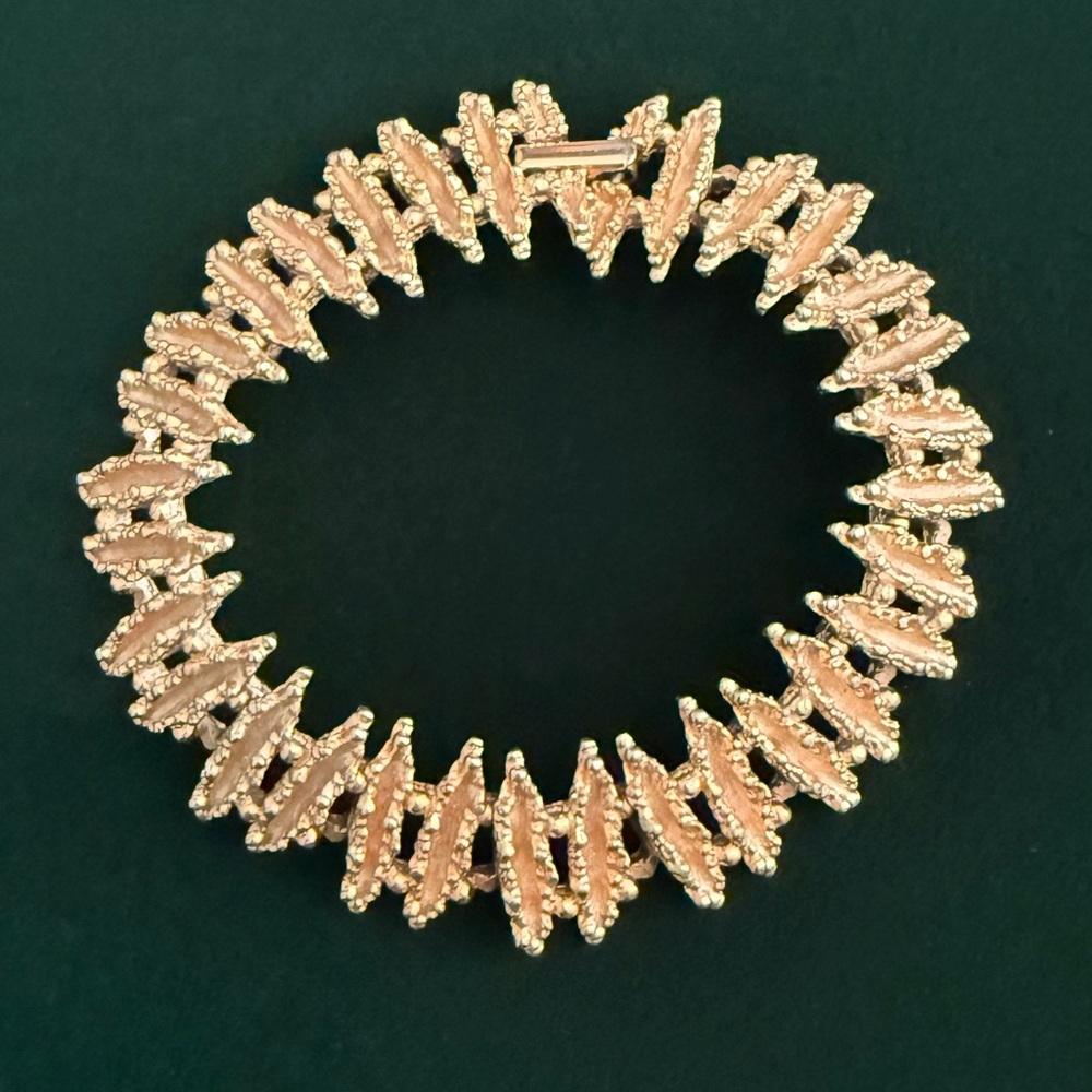 Vintage 70s Starflower Articulated Panel Goldtone Etruscan Bracelet Signed Avon